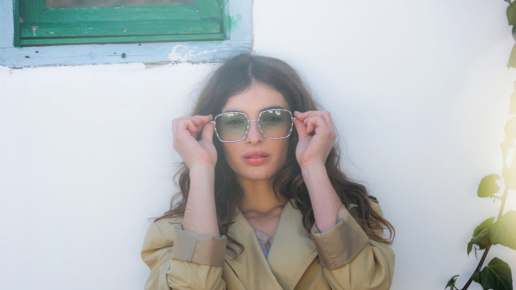 Ibiza girl wear women square color tinted green sunglasses Janis Joplin