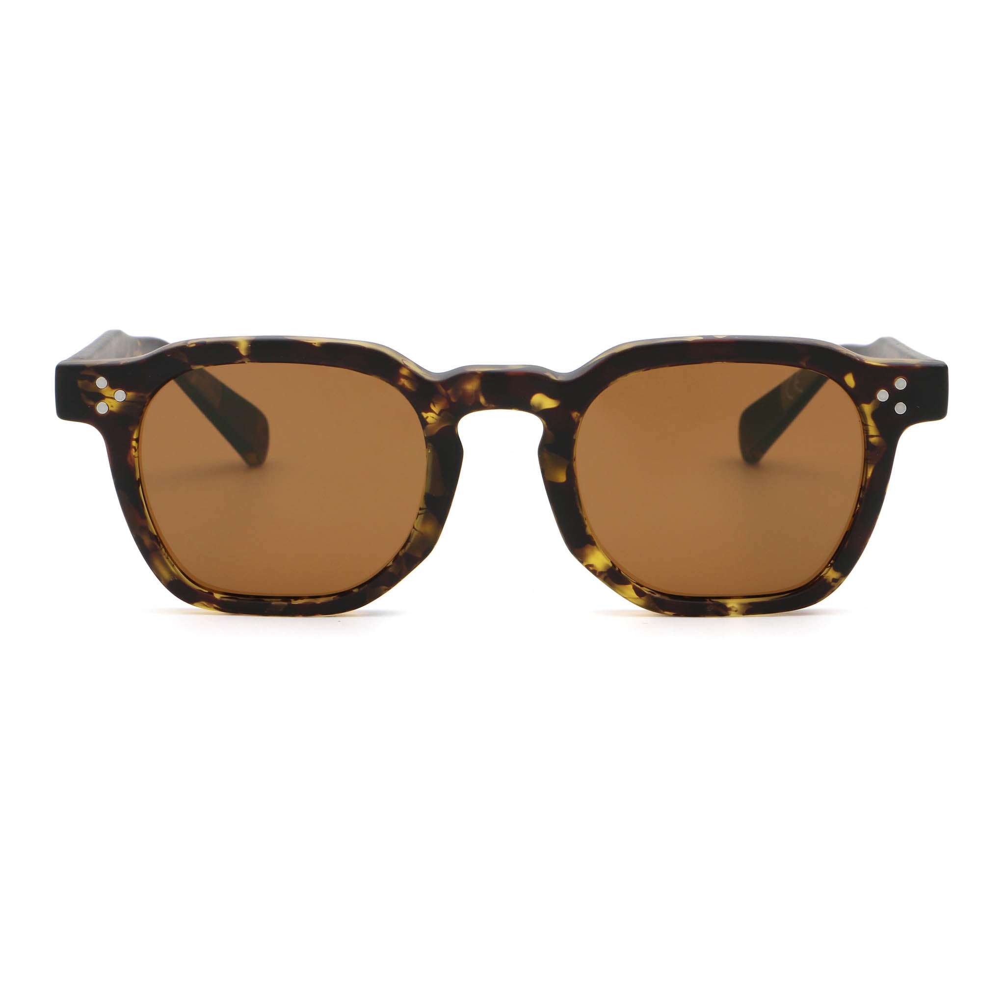 Sunglasses with tortoiseshell frame and brown lenses on a white background Main image